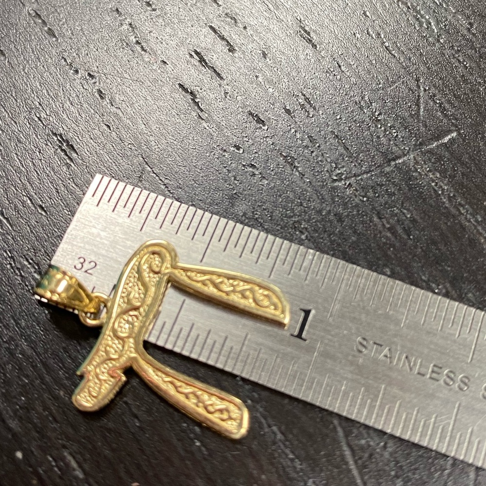 14K Real Gold Chai Jewish Symbol Necklace Pendant - Picture 5 of 7